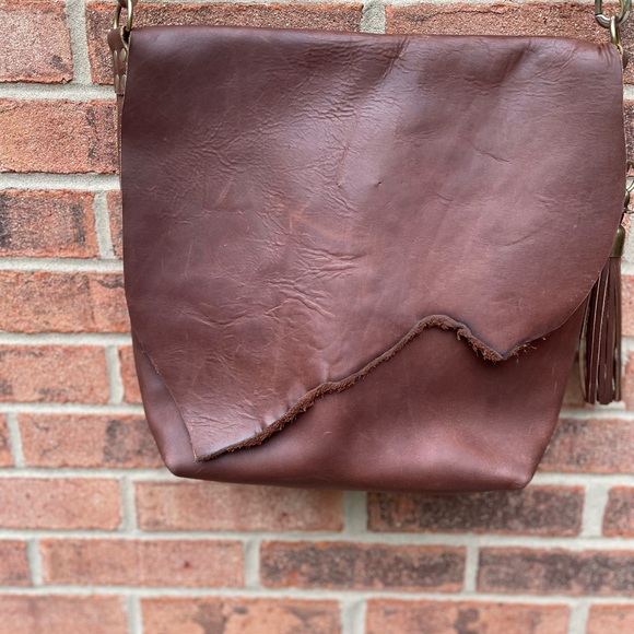 Unique handmade vintage Large leather tote/ crossbody bag - Picture 6 of 16